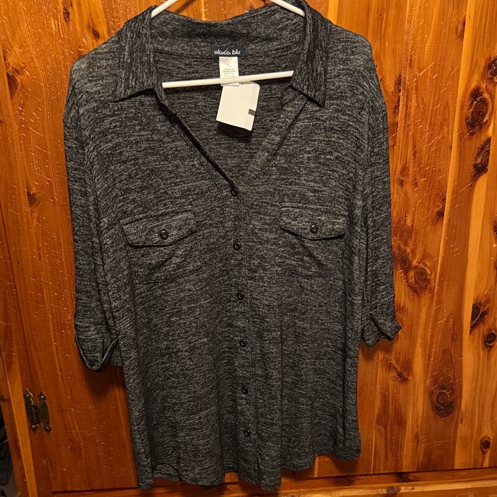 Charcoal Gray Short Sleeve Top